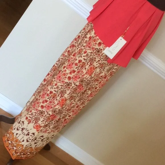 Joie Gorgeous border print wide leg pant by Joie - Picture 3 of 11